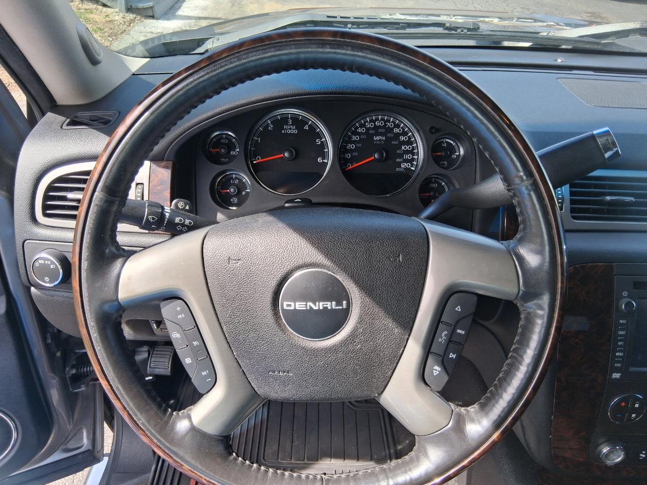 GMC Sierra 1500 Denali Crew Cab 4WD 2012