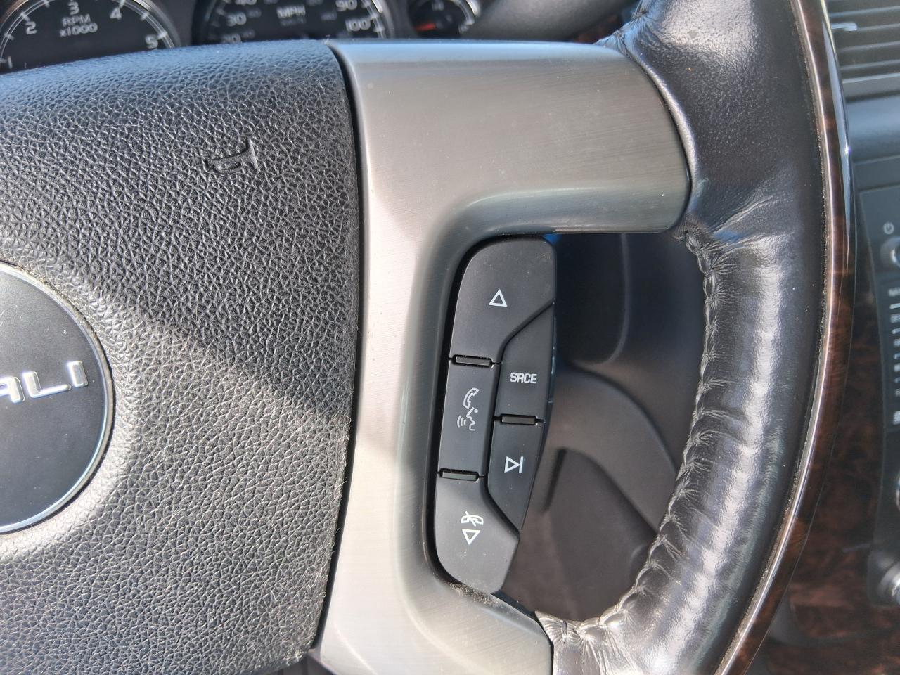 GMC Sierra 1500 Denali Crew Cab 4WD 2012