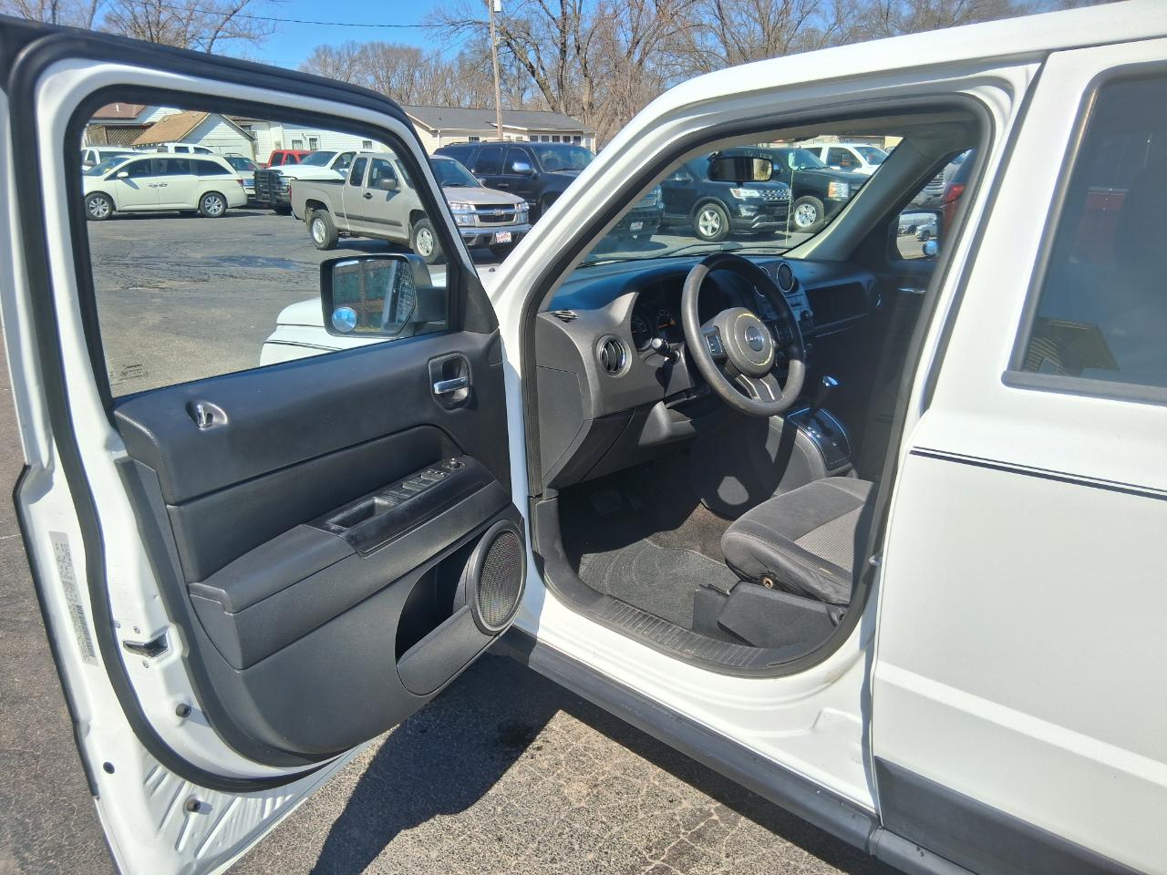 Jeep Patriot Sport 2WD 2015