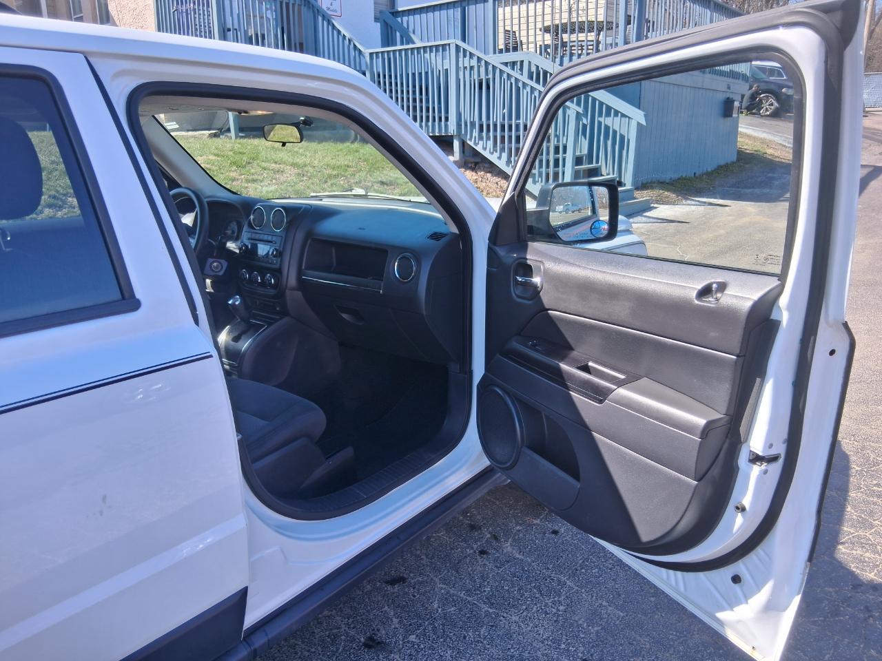 Jeep Patriot Sport 2WD 2015