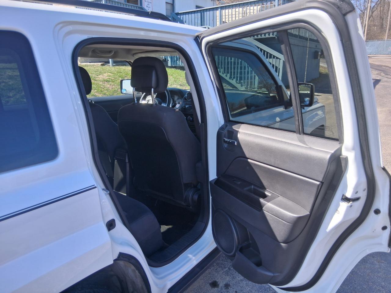 Jeep Patriot Sport 2WD 2015