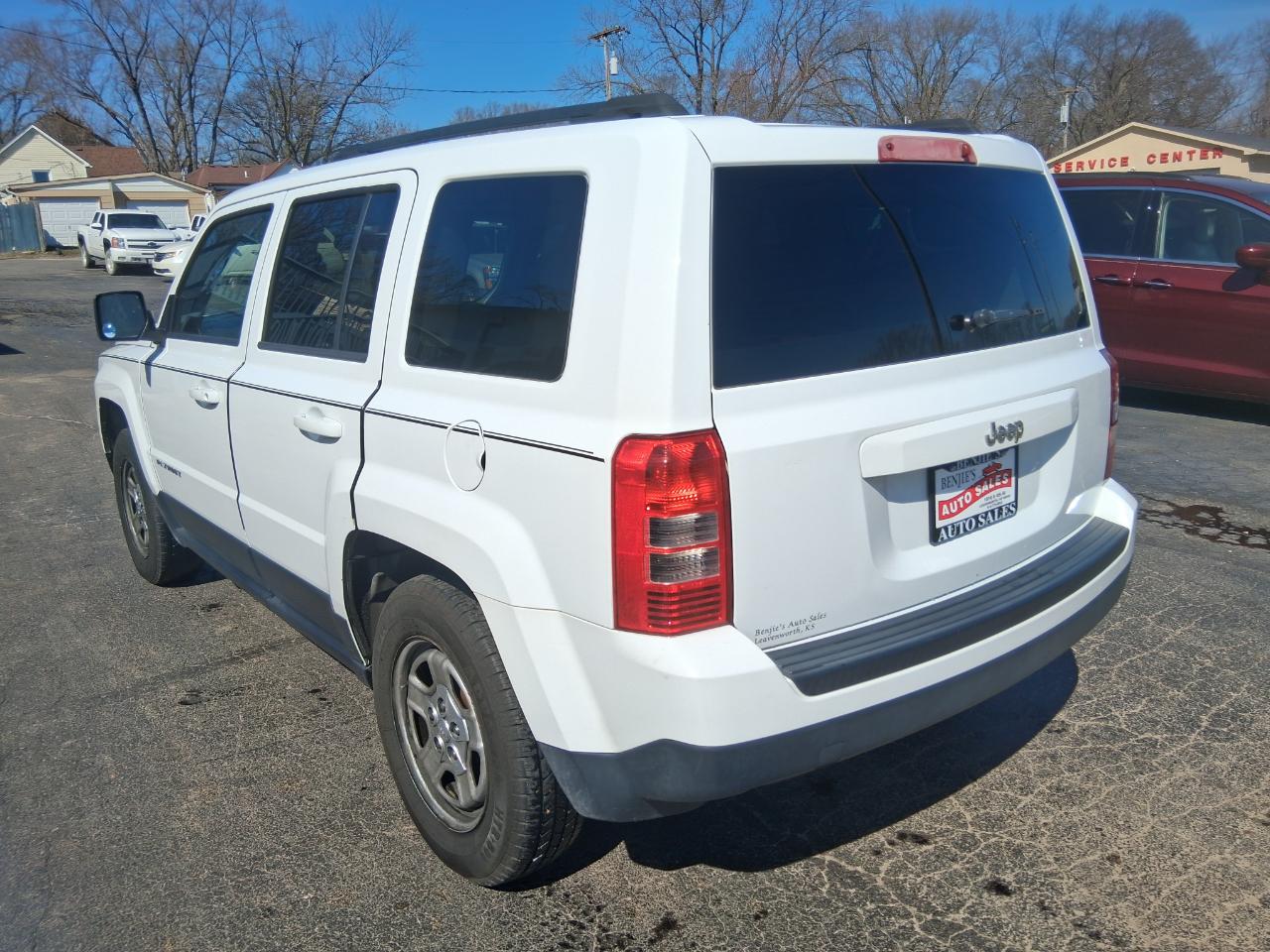 Jeep Patriot Sport 2WD 2015