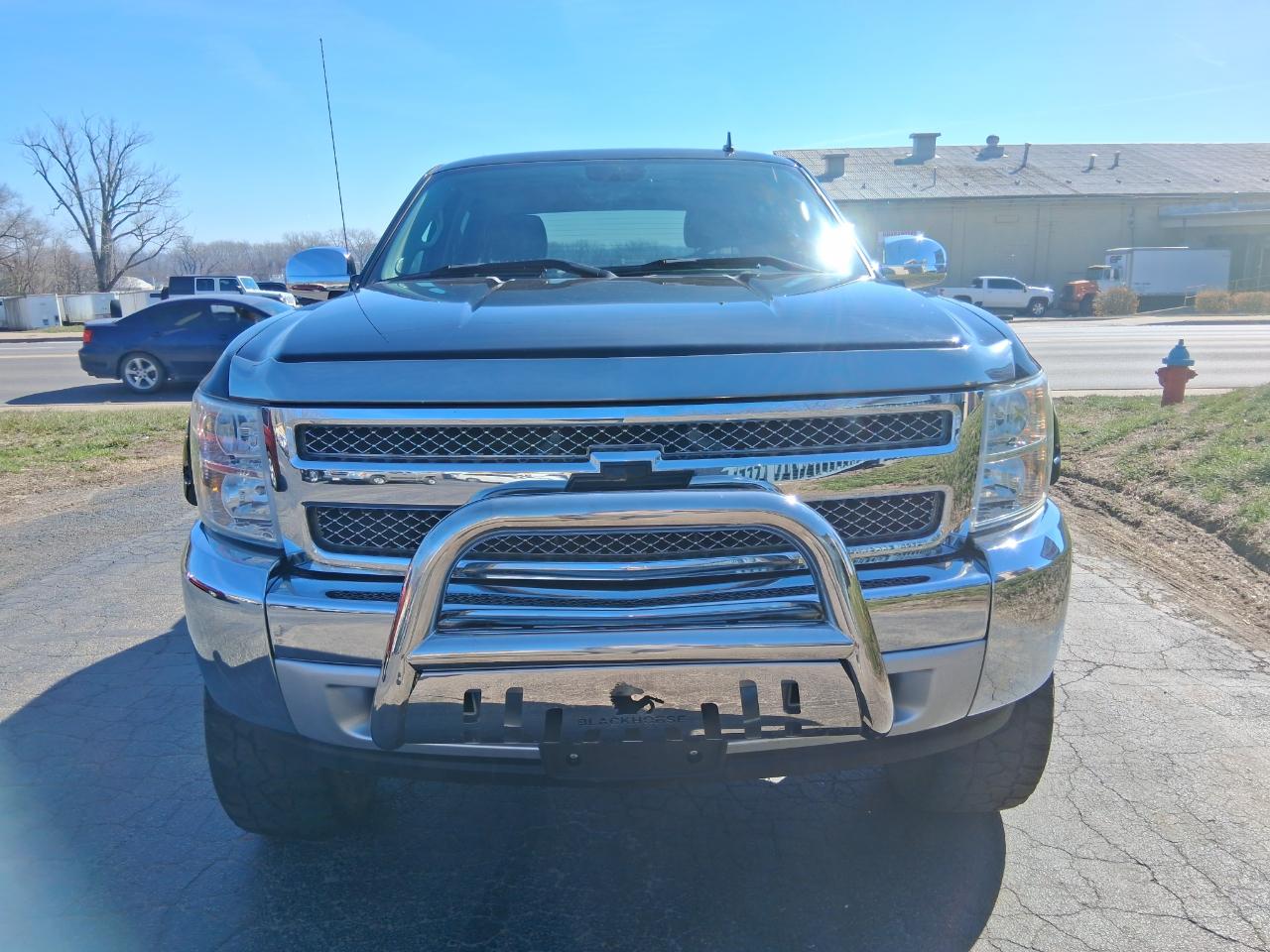 Chevrolet Silverado 1500 LT Crew Cab 4WD 2012