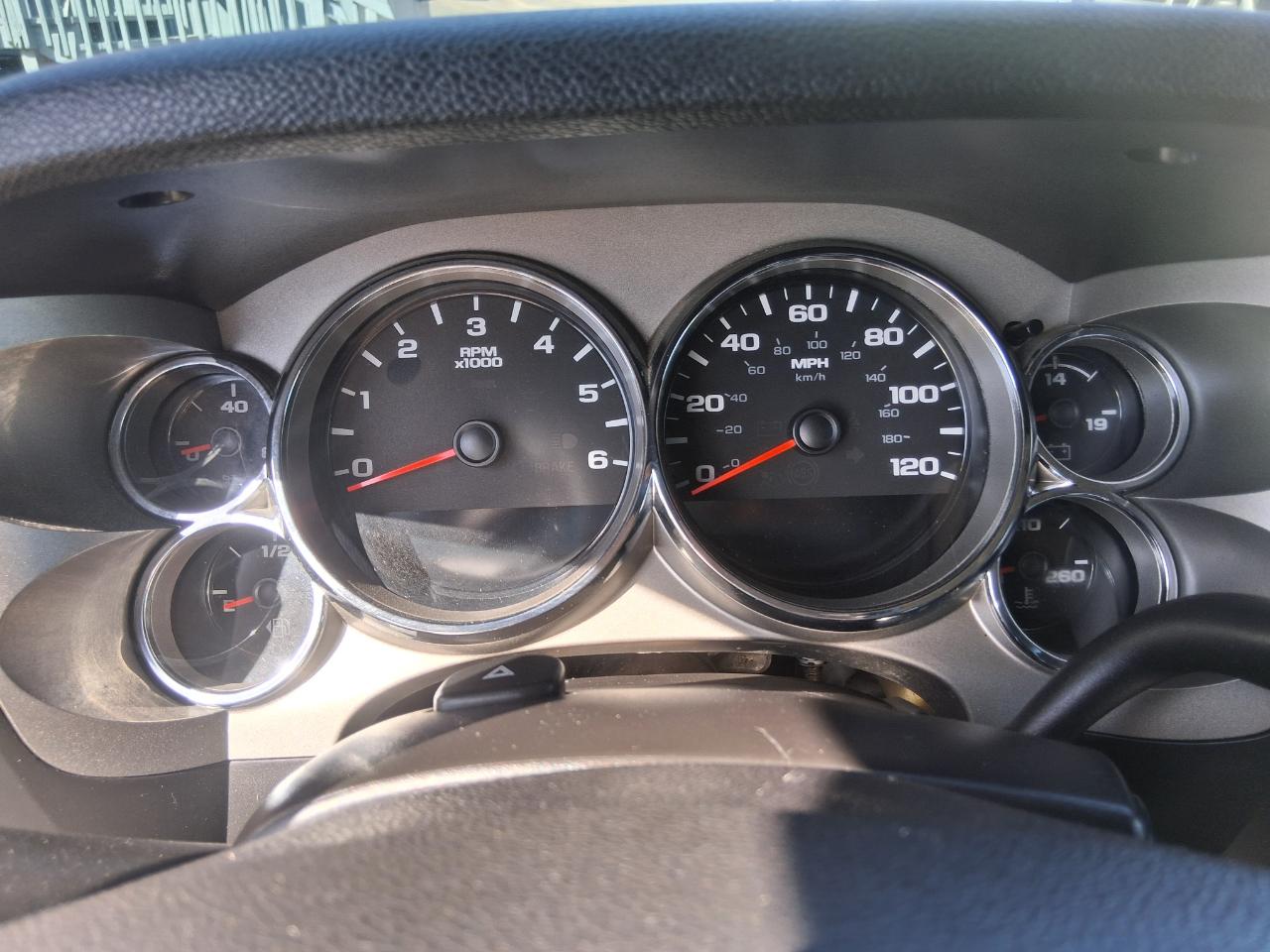 Chevrolet Silverado 1500 LT Crew Cab 4WD 2012