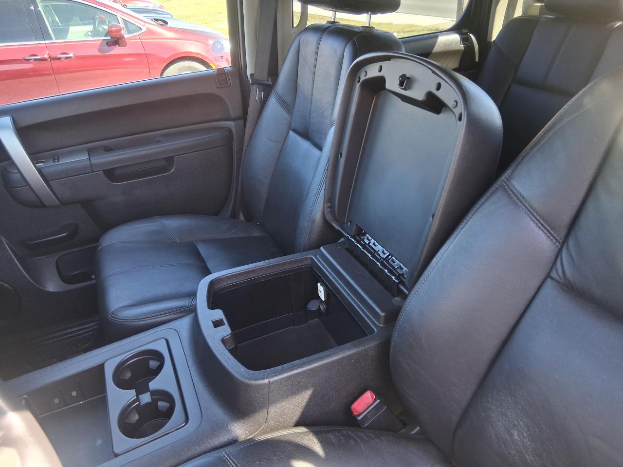 Chevrolet Silverado 1500 LT Crew Cab 4WD 2012