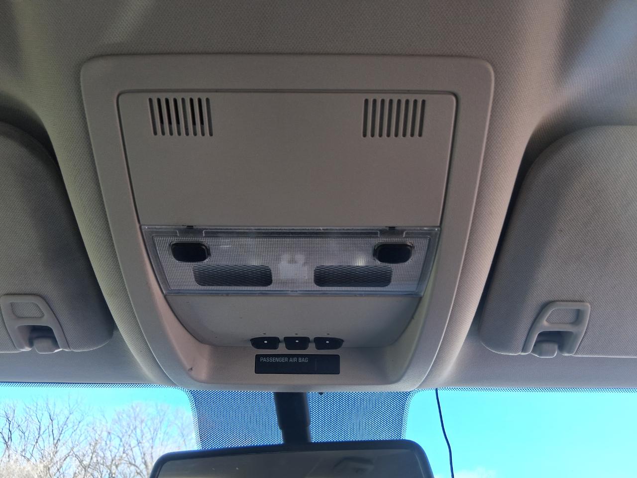 Chevrolet Silverado 1500 LT Crew Cab 4WD 2012