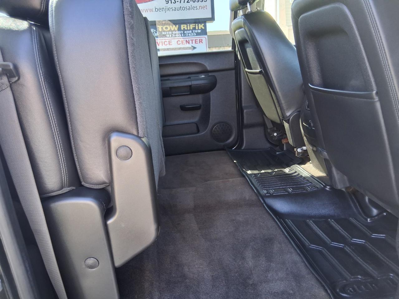 Chevrolet Silverado 1500 LT Crew Cab 4WD 2012