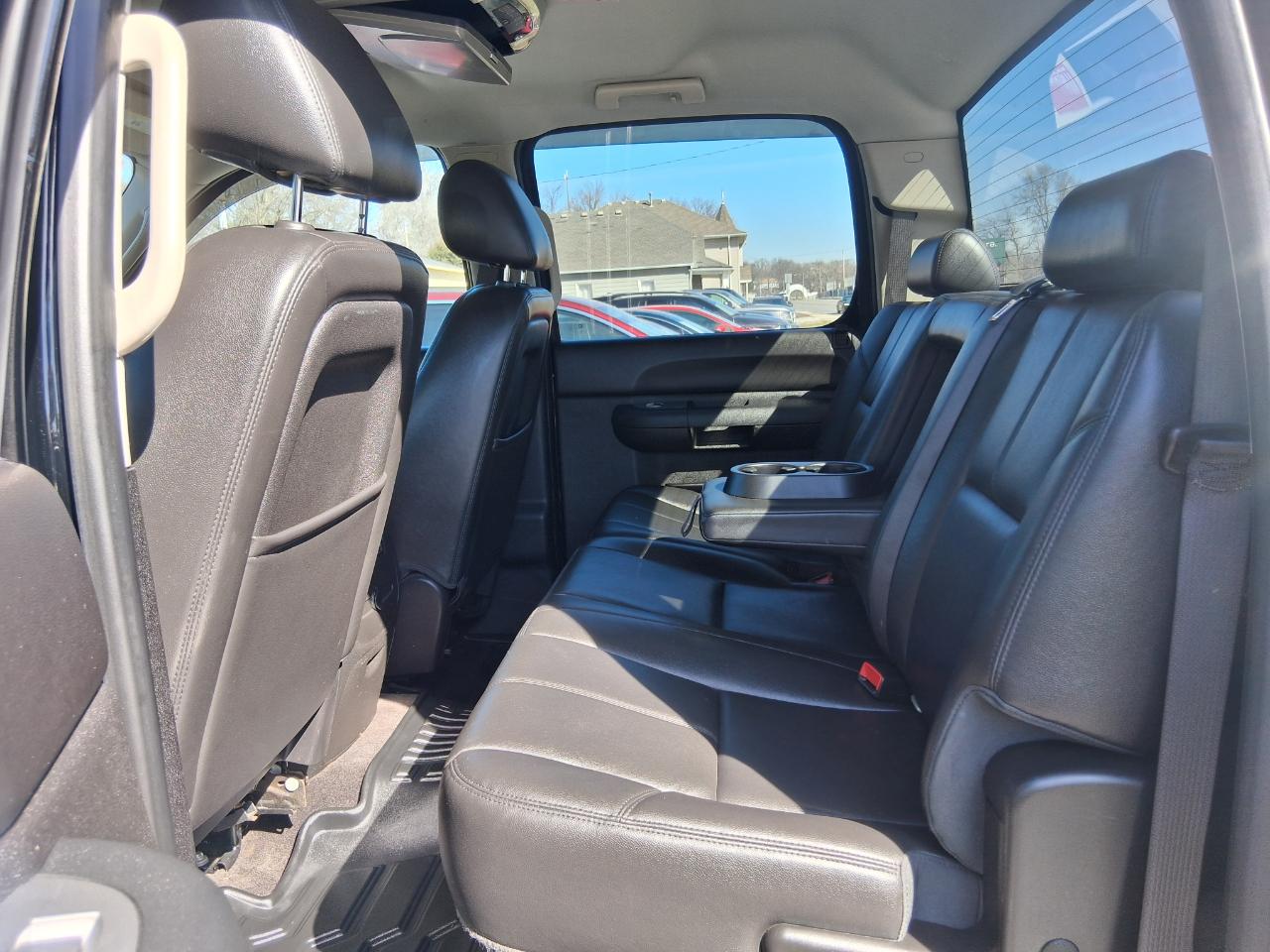 Chevrolet Silverado 1500 LT Crew Cab 4WD 2012