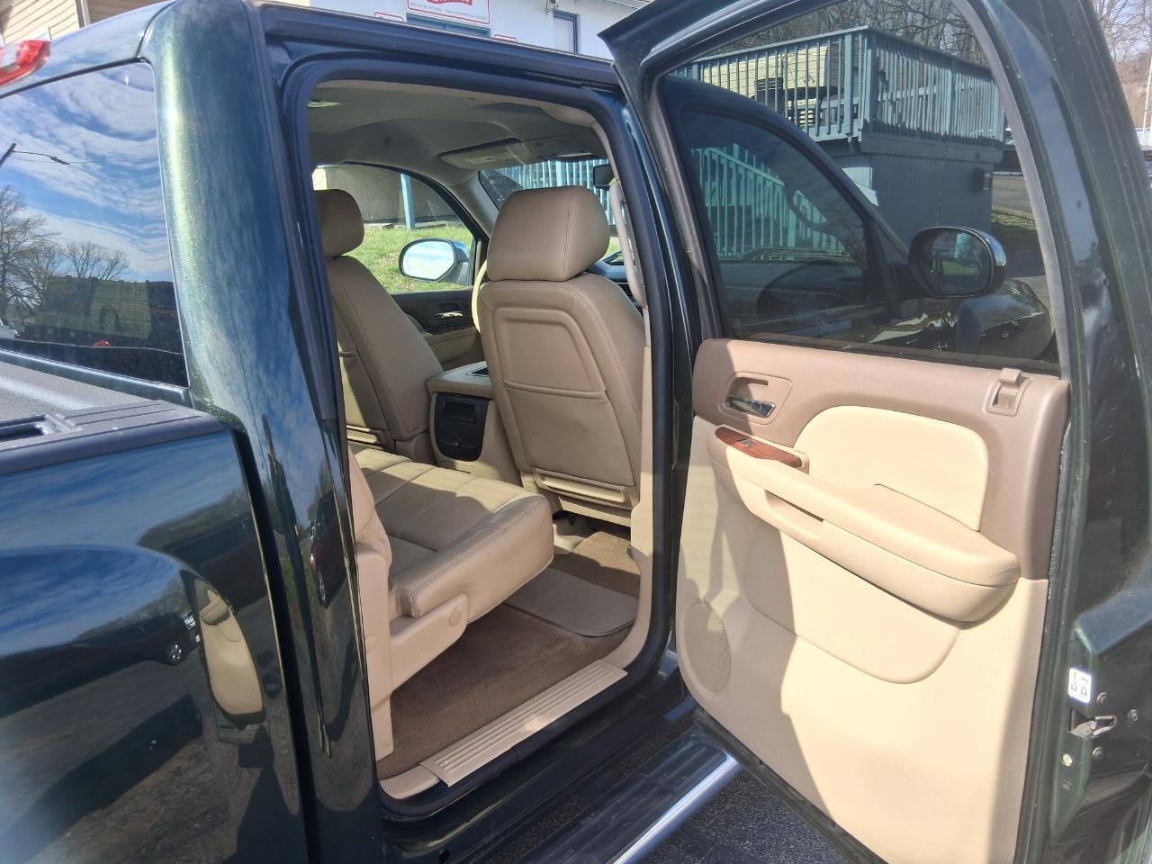 Chevrolet Silverado 1500 LTZ Crew Cab 4WD 2013