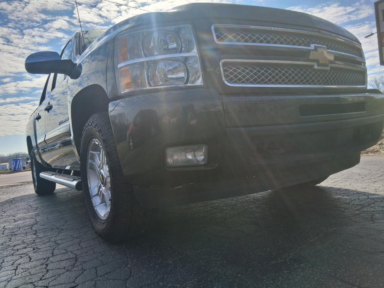 Chevrolet Silverado 1500 LTZ Crew Cab 4WD 2013