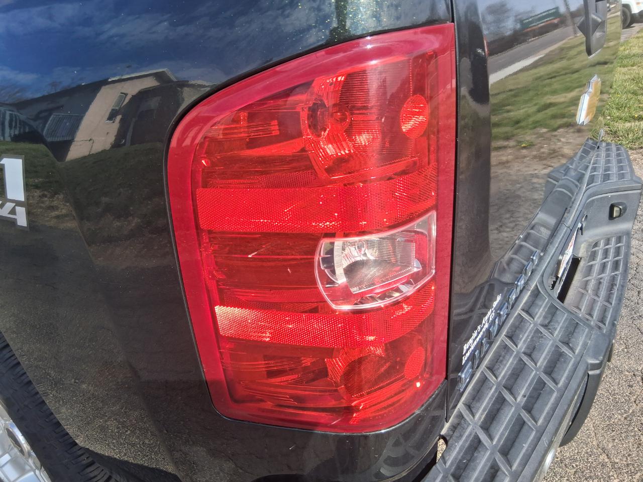 Chevrolet Silverado 1500 LTZ Crew Cab 4WD 2013