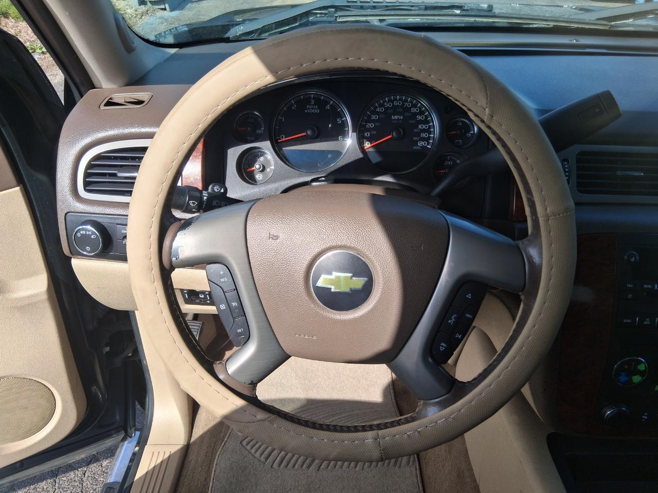 Chevrolet Silverado 1500 LTZ Crew Cab 4WD 2013