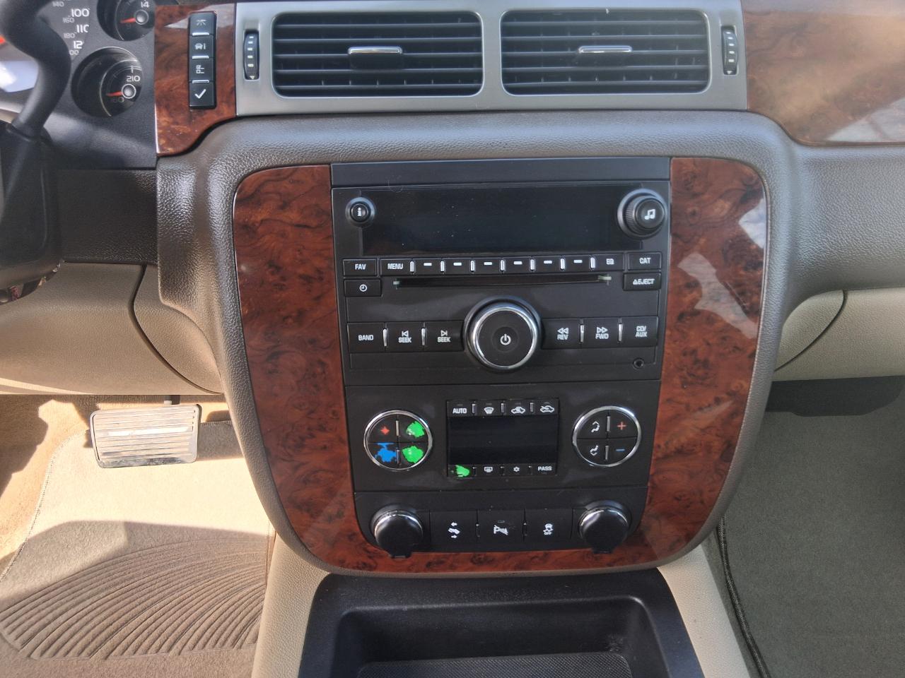 Chevrolet Silverado 1500 LTZ Crew Cab 4WD 2013