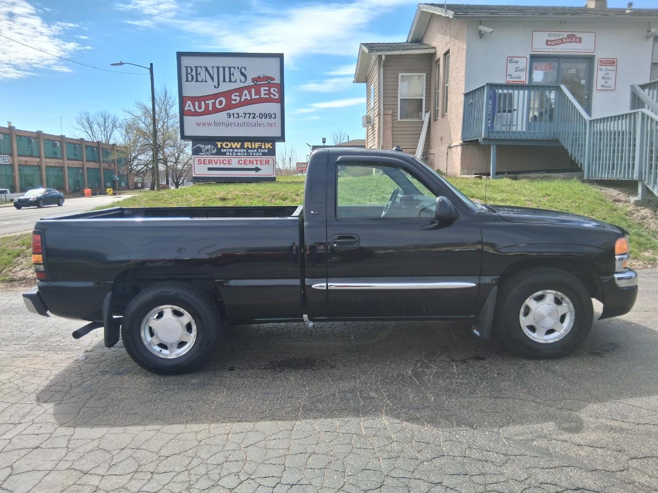 GMC Sierra 1500 Work Truck Long Bed 2WD 2003