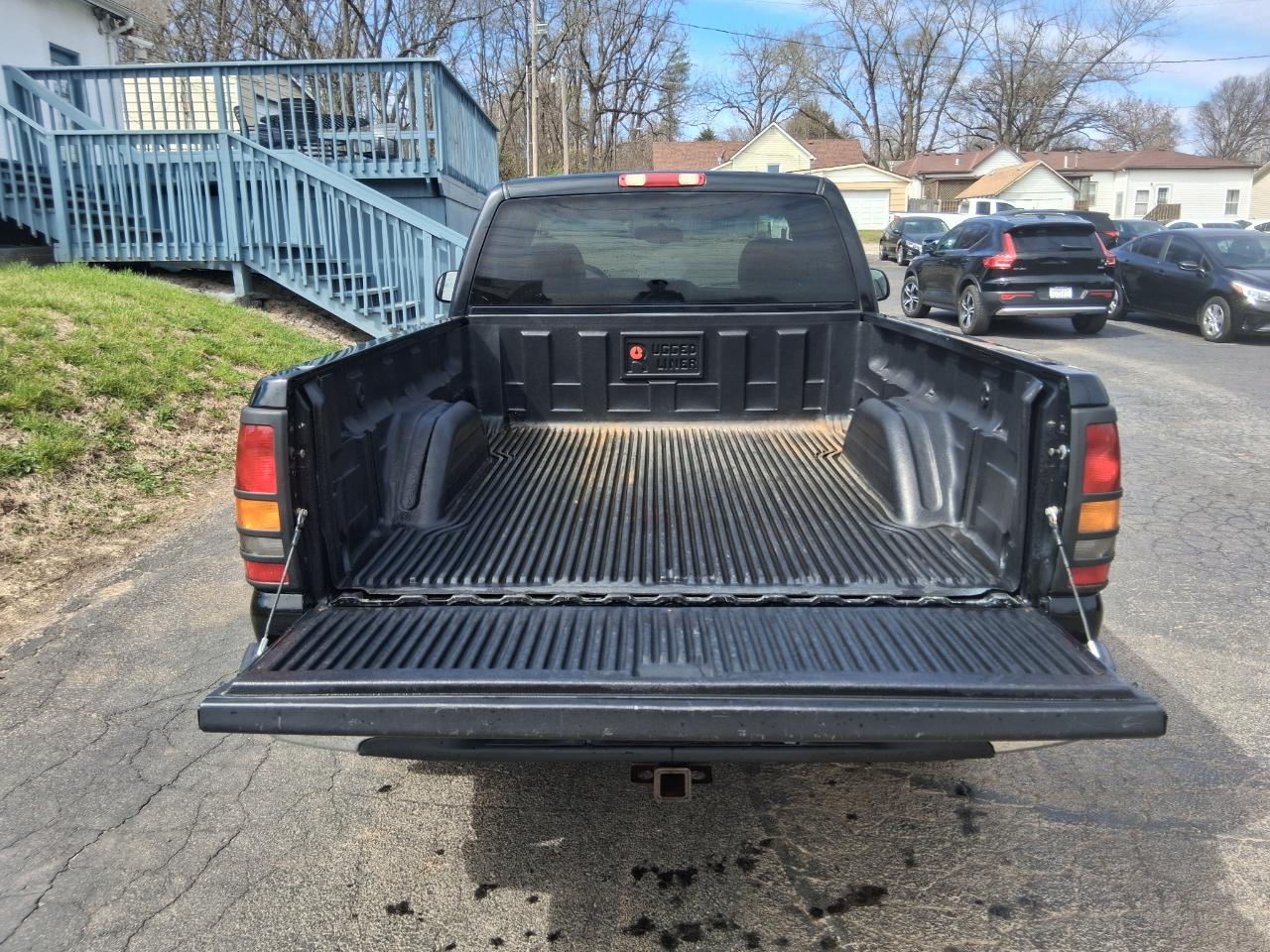 GMC Sierra 1500 Work Truck Long Bed 2WD 2003