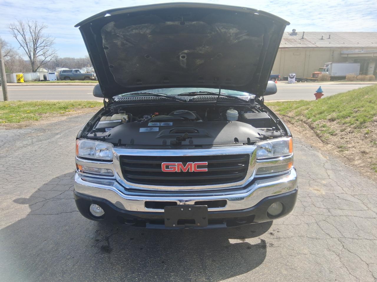 GMC Sierra 1500 Work Truck Long Bed 2WD 2003