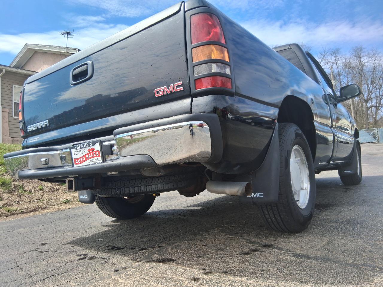 GMC Sierra 1500 Work Truck Long Bed 2WD 2003
