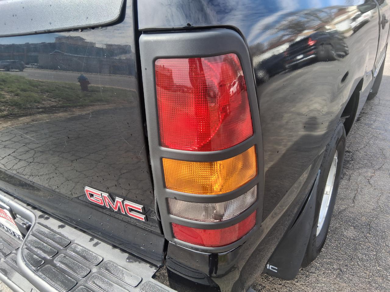 GMC Sierra 1500 Work Truck Long Bed 2WD 2003