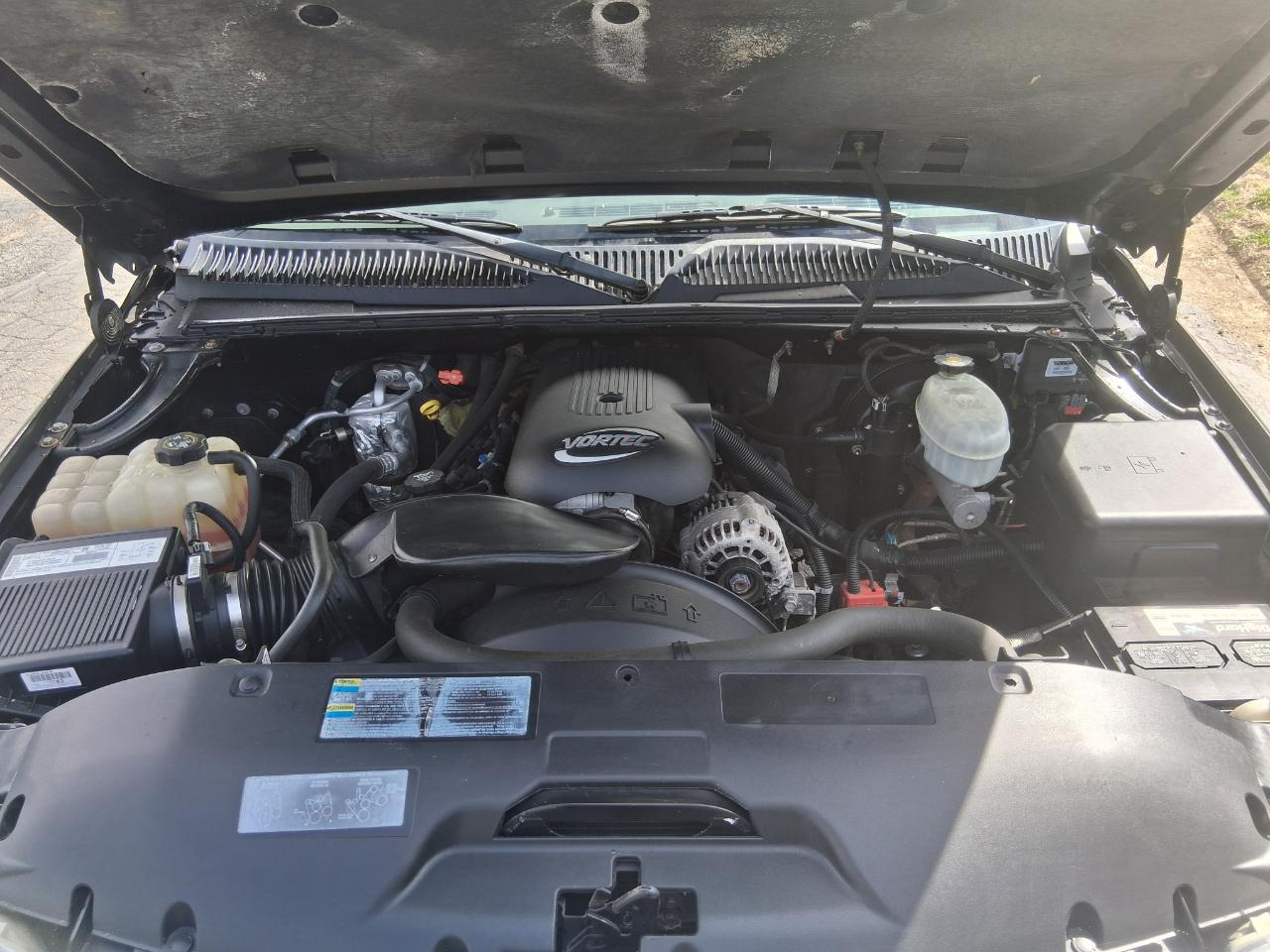 GMC Sierra 1500 Work Truck Long Bed 2WD 2003