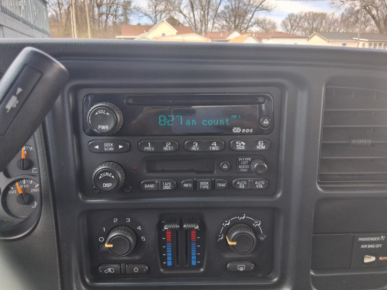 GMC Sierra 1500 Work Truck Long Bed 2WD 2003