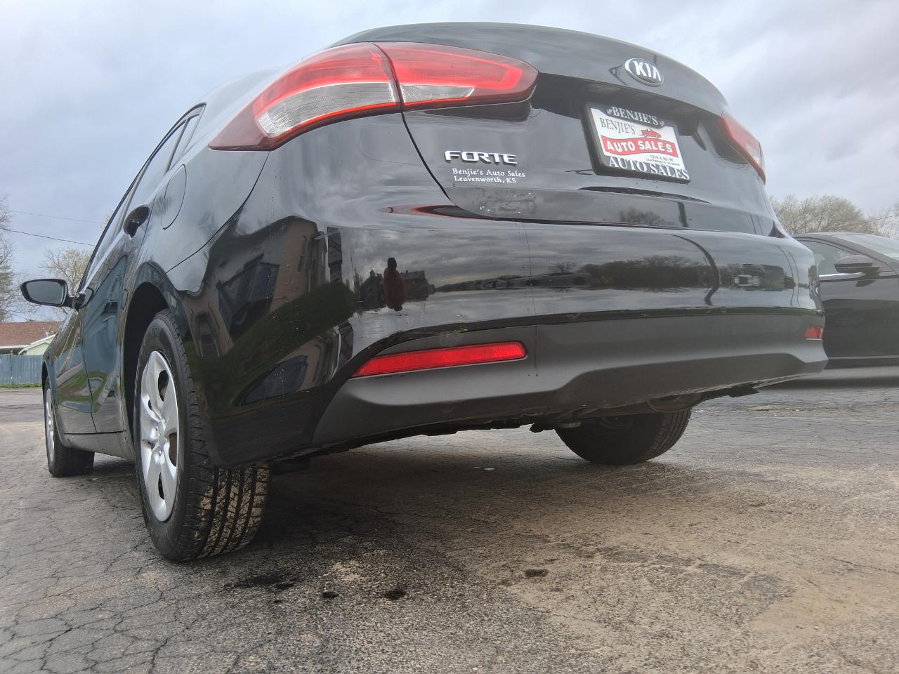 Kia Forte LX 6A 2017