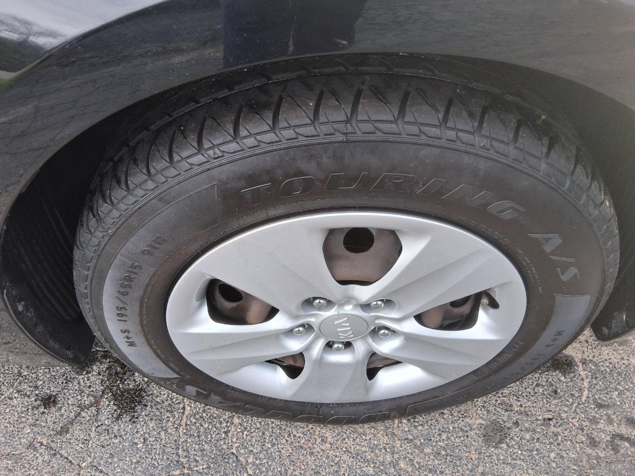 Kia Forte LX 6A 2017