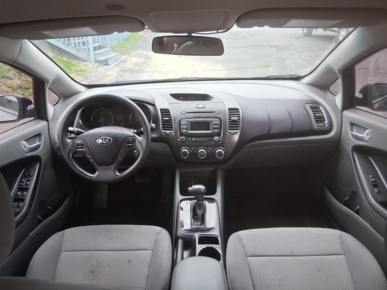 Kia Forte LX 6A 2017