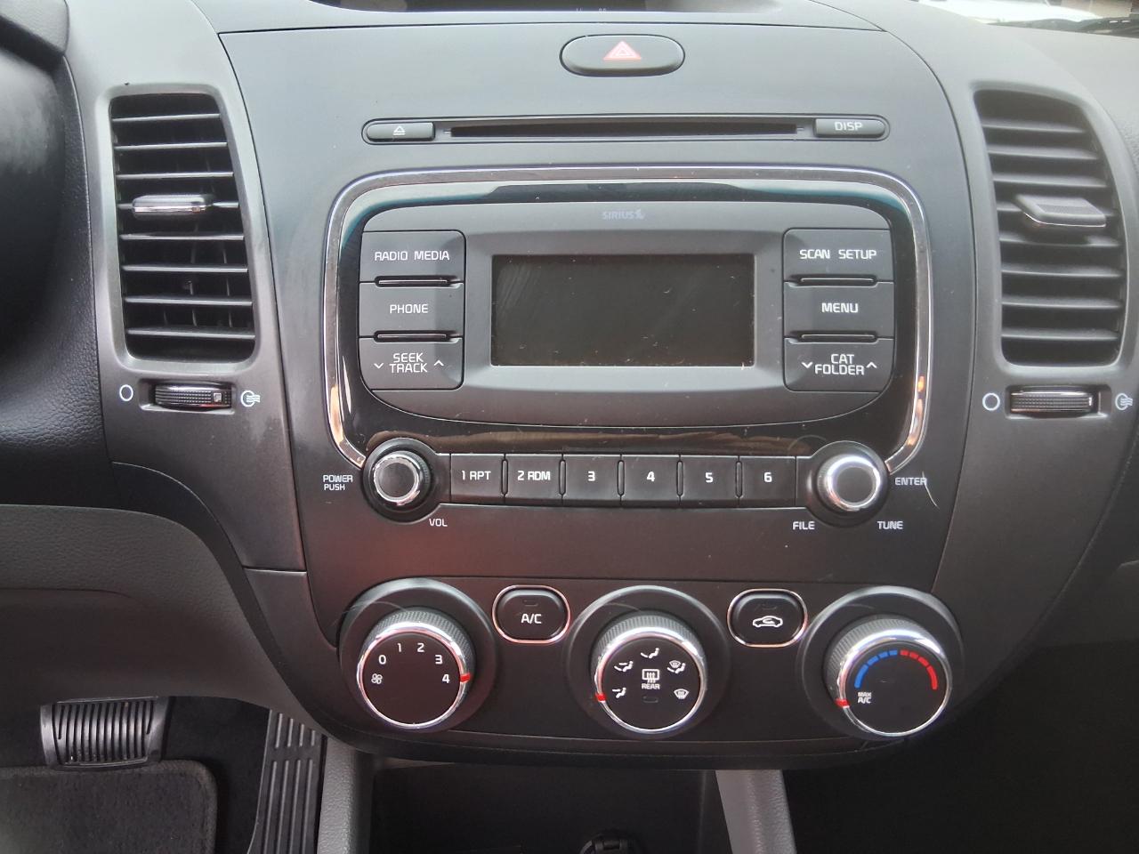 Kia Forte LX 6A 2017