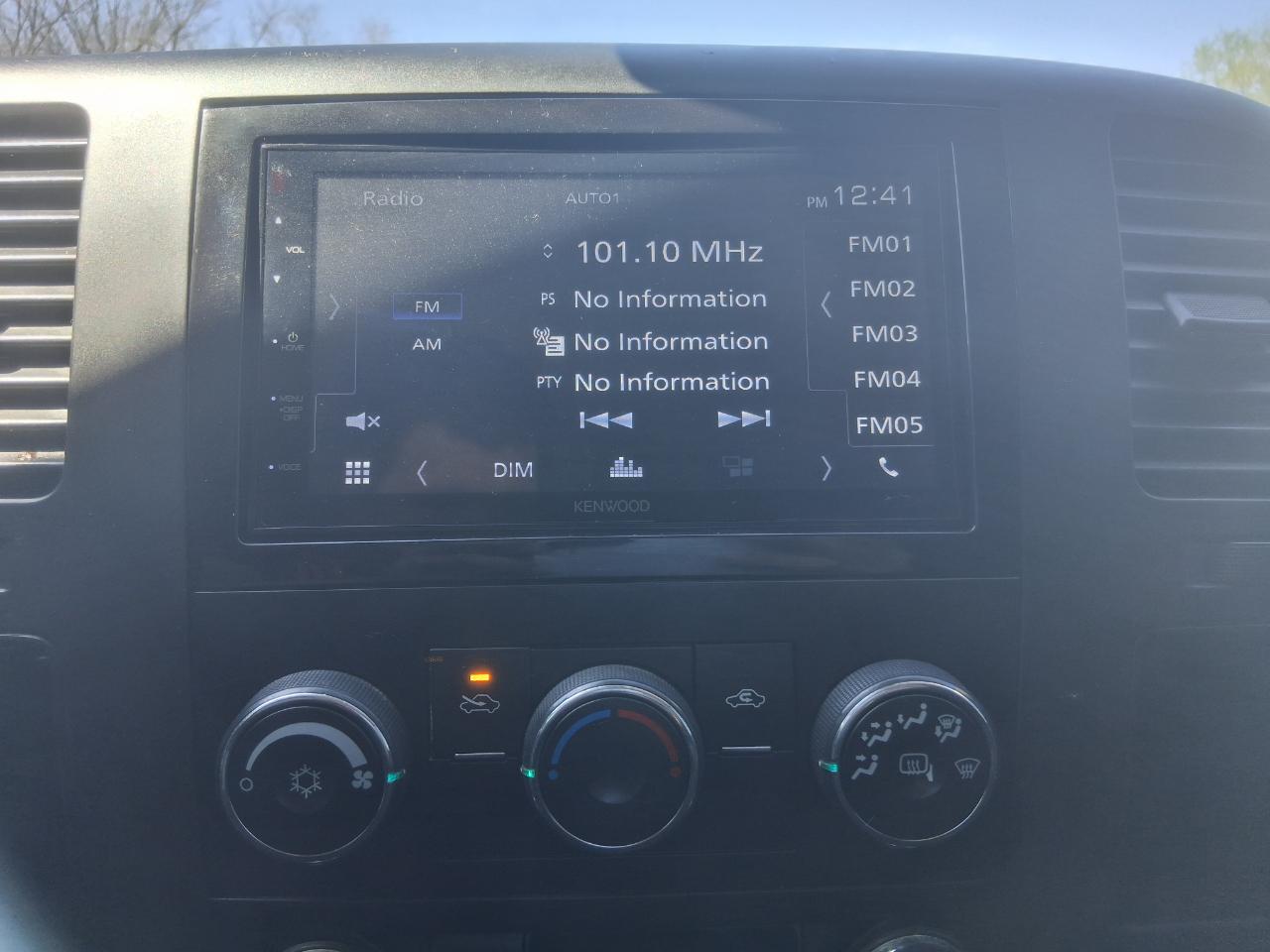 Chevrolet Silverado 1500 LS Crew Cab Short Box 4WD 2013