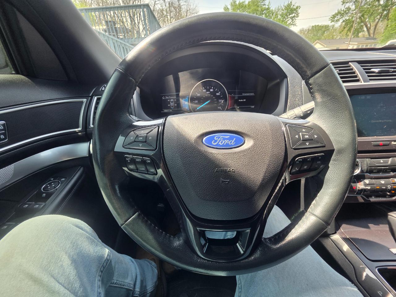 Ford Explorer XLT 4WD 2017