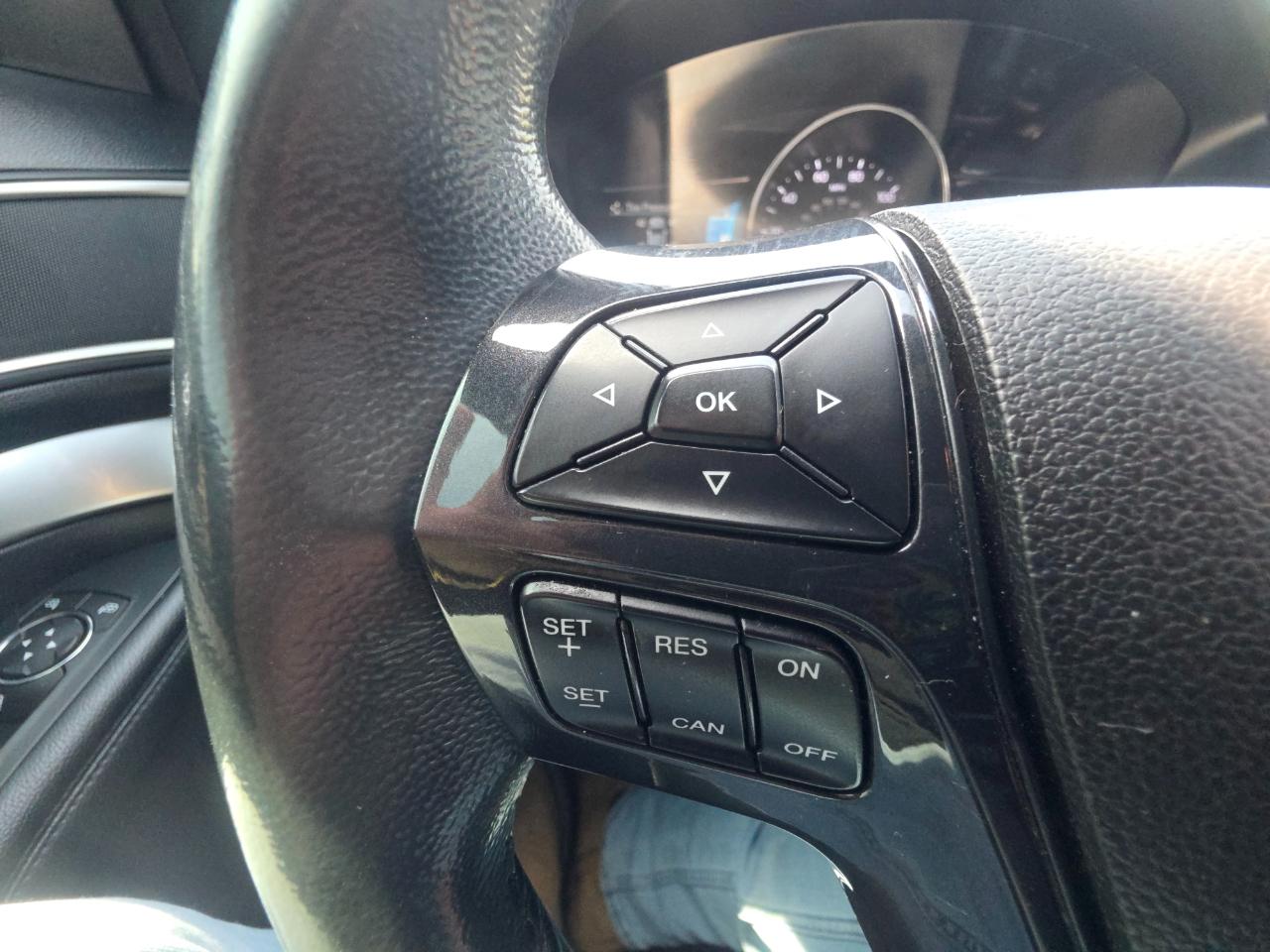 Ford Explorer XLT 4WD 2017