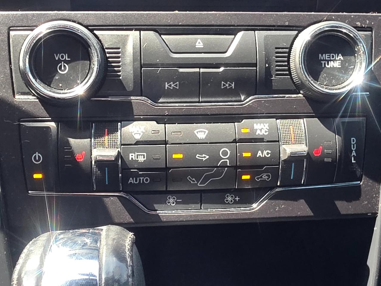 Ford Explorer XLT 4WD 2017