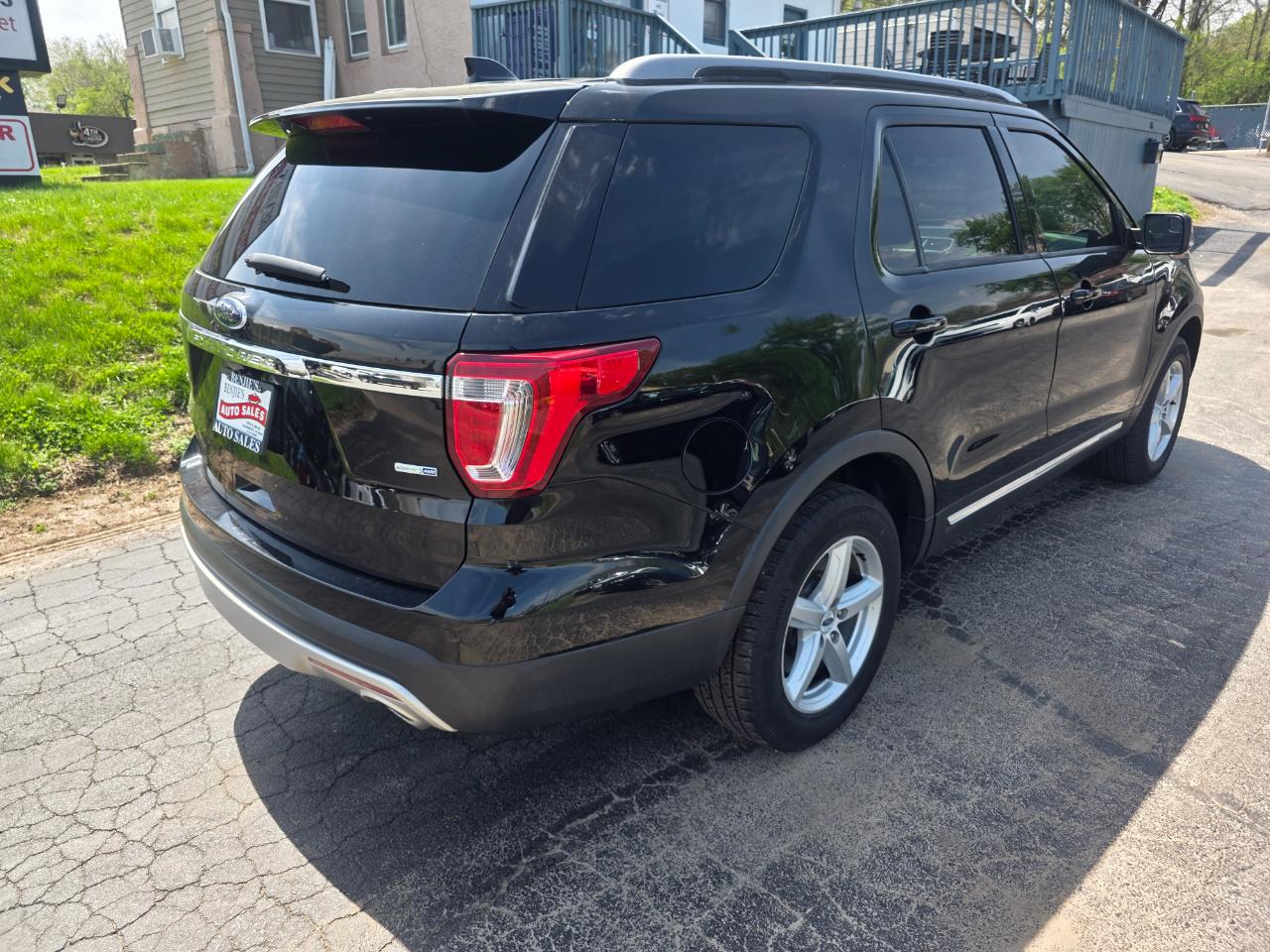 Ford Explorer XLT 4WD 2017