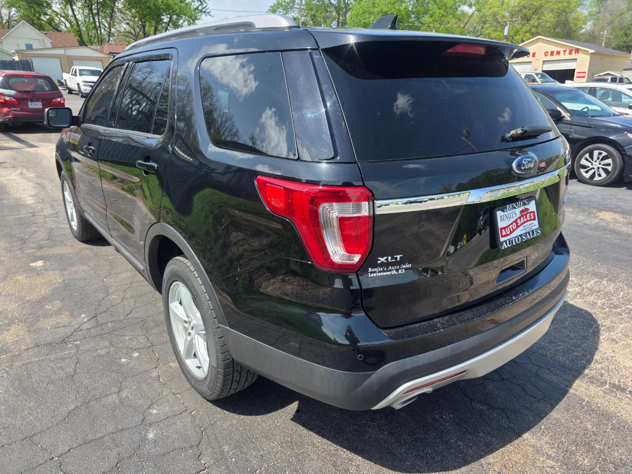 Ford Explorer XLT 4WD 2017