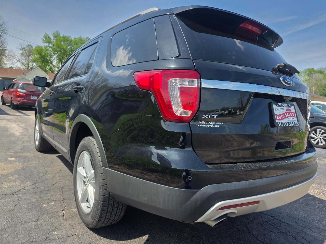 Ford Explorer XLT 4WD 2017
