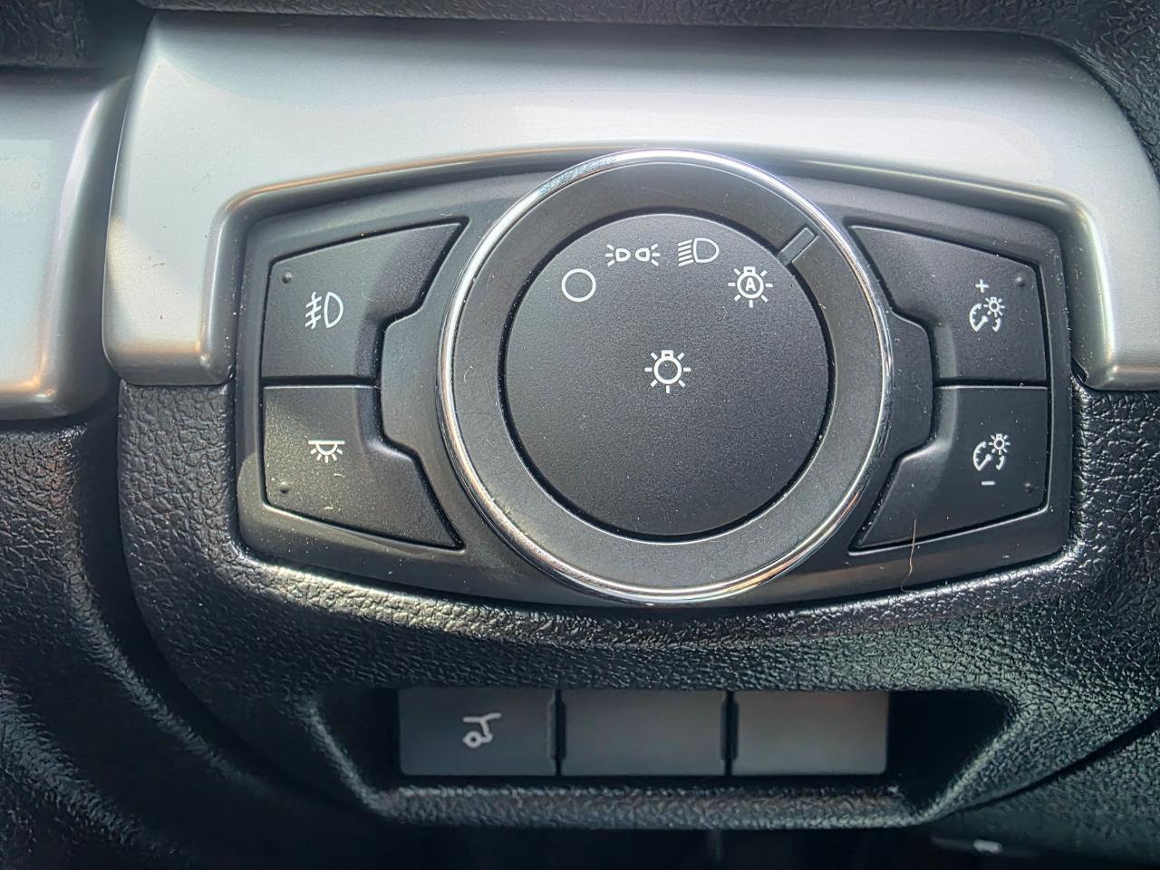 Ford Explorer XLT 4WD 2017