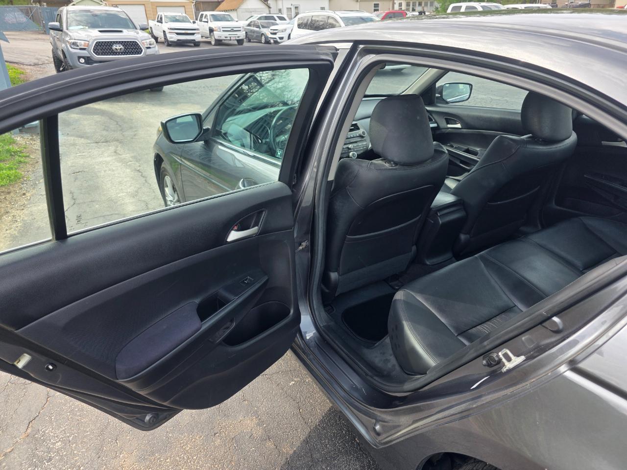 Honda Accord SE Sedan AT 2011