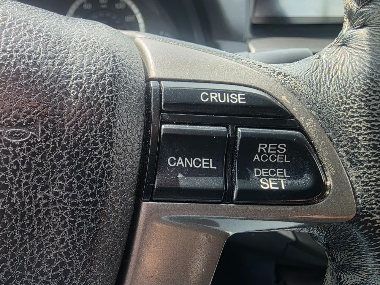 Honda Accord SE Sedan AT 2011