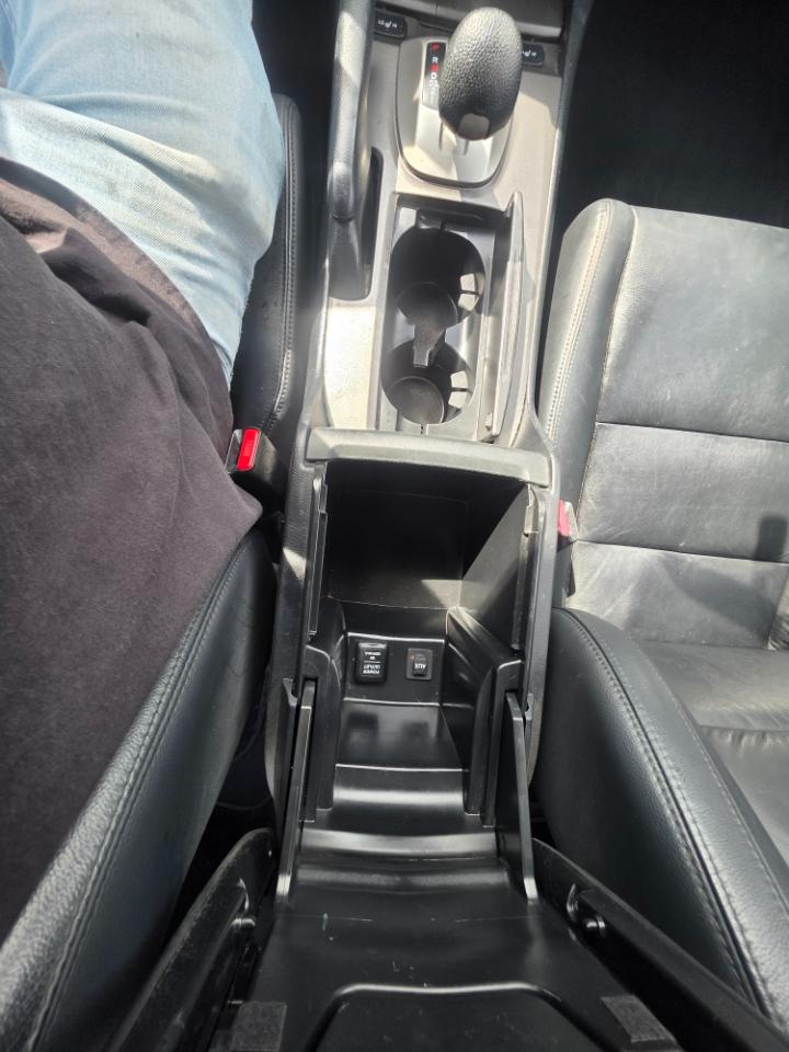 Honda Accord SE Sedan AT 2011