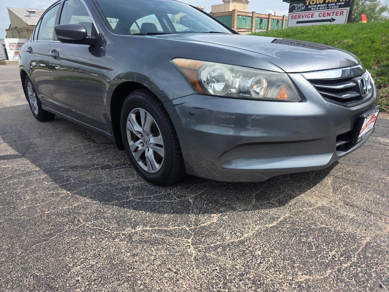 Honda Accord SE Sedan AT 2011