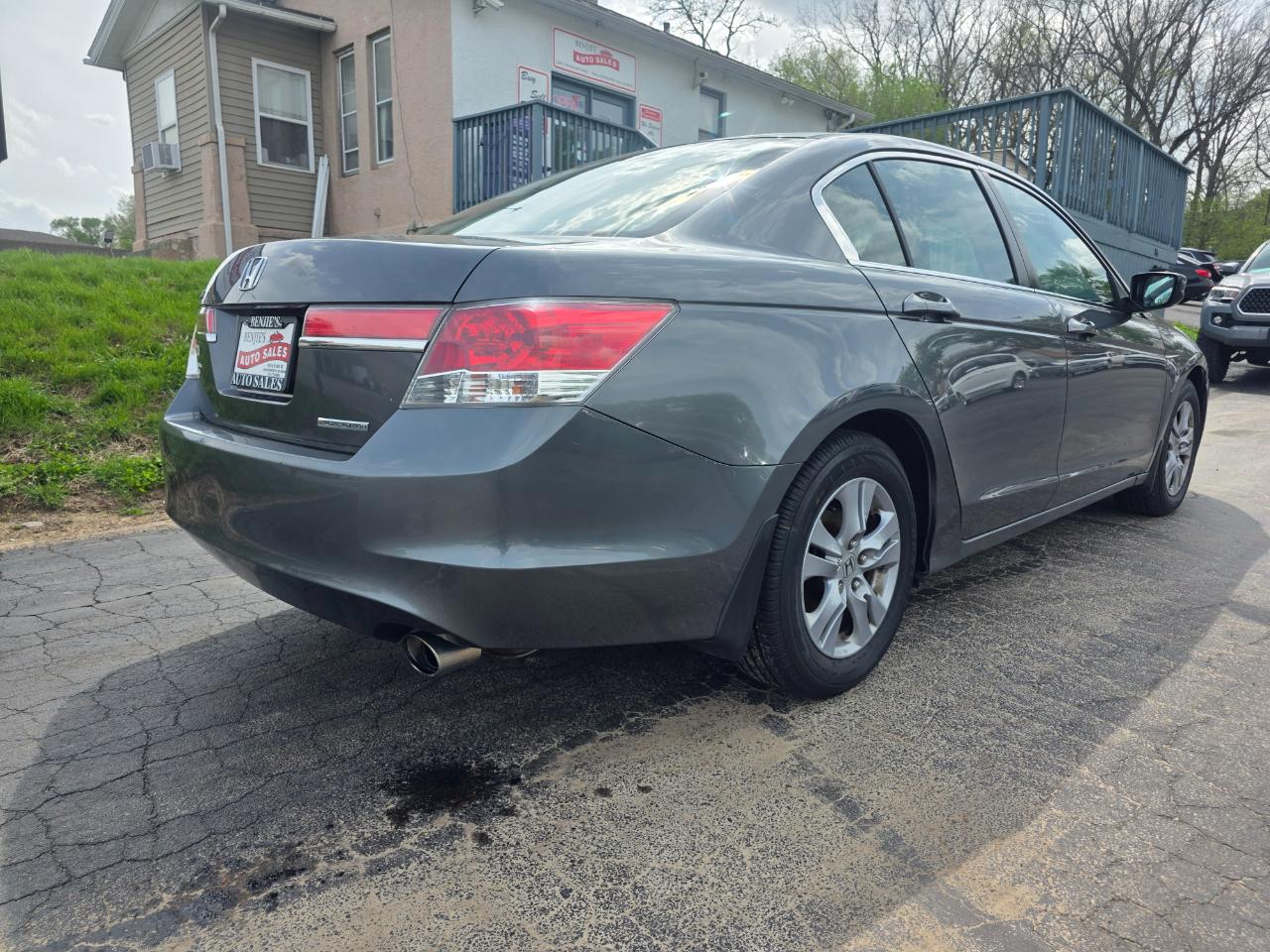 Honda Accord SE Sedan AT 2011