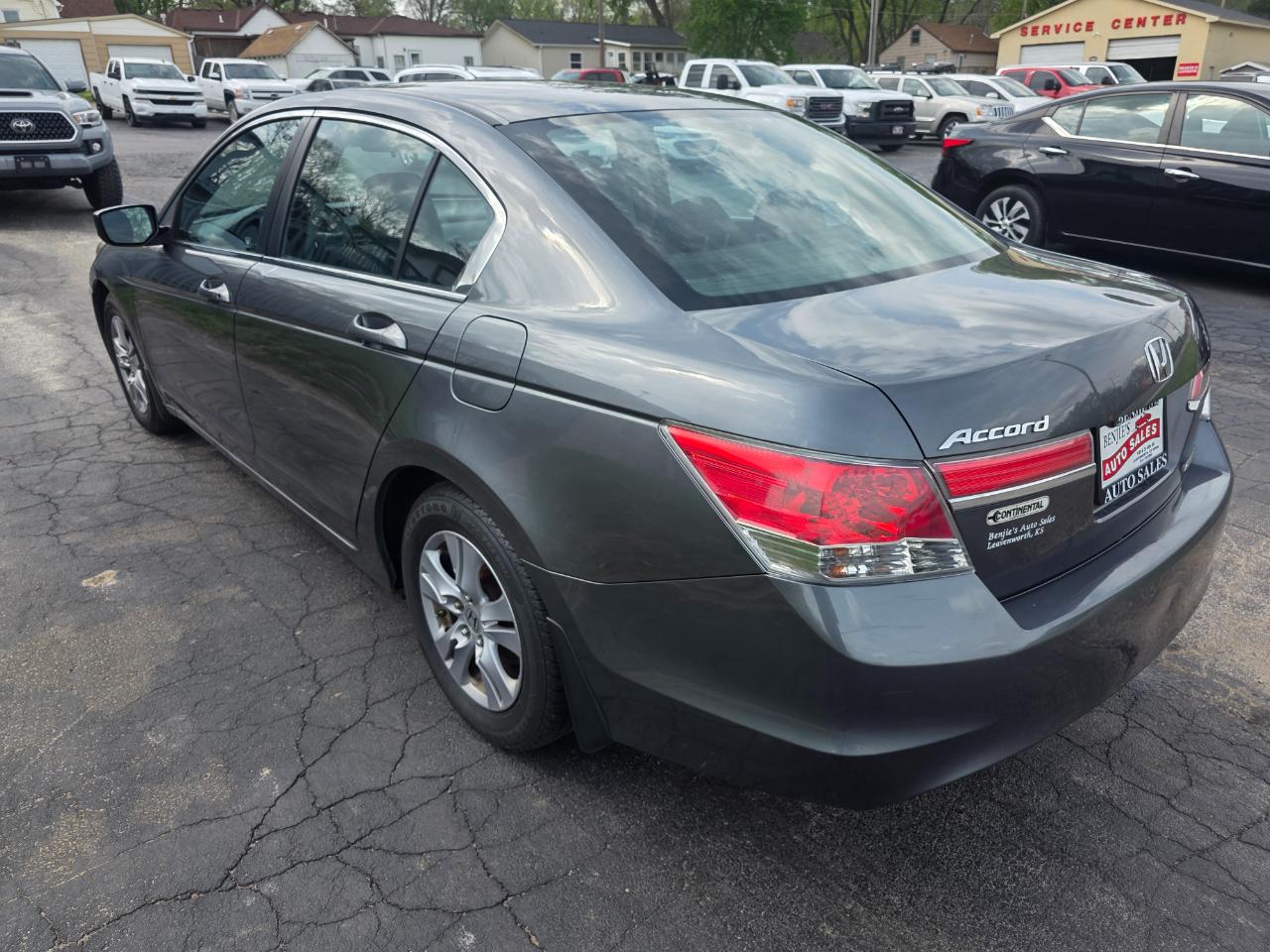 Honda Accord SE Sedan AT 2011