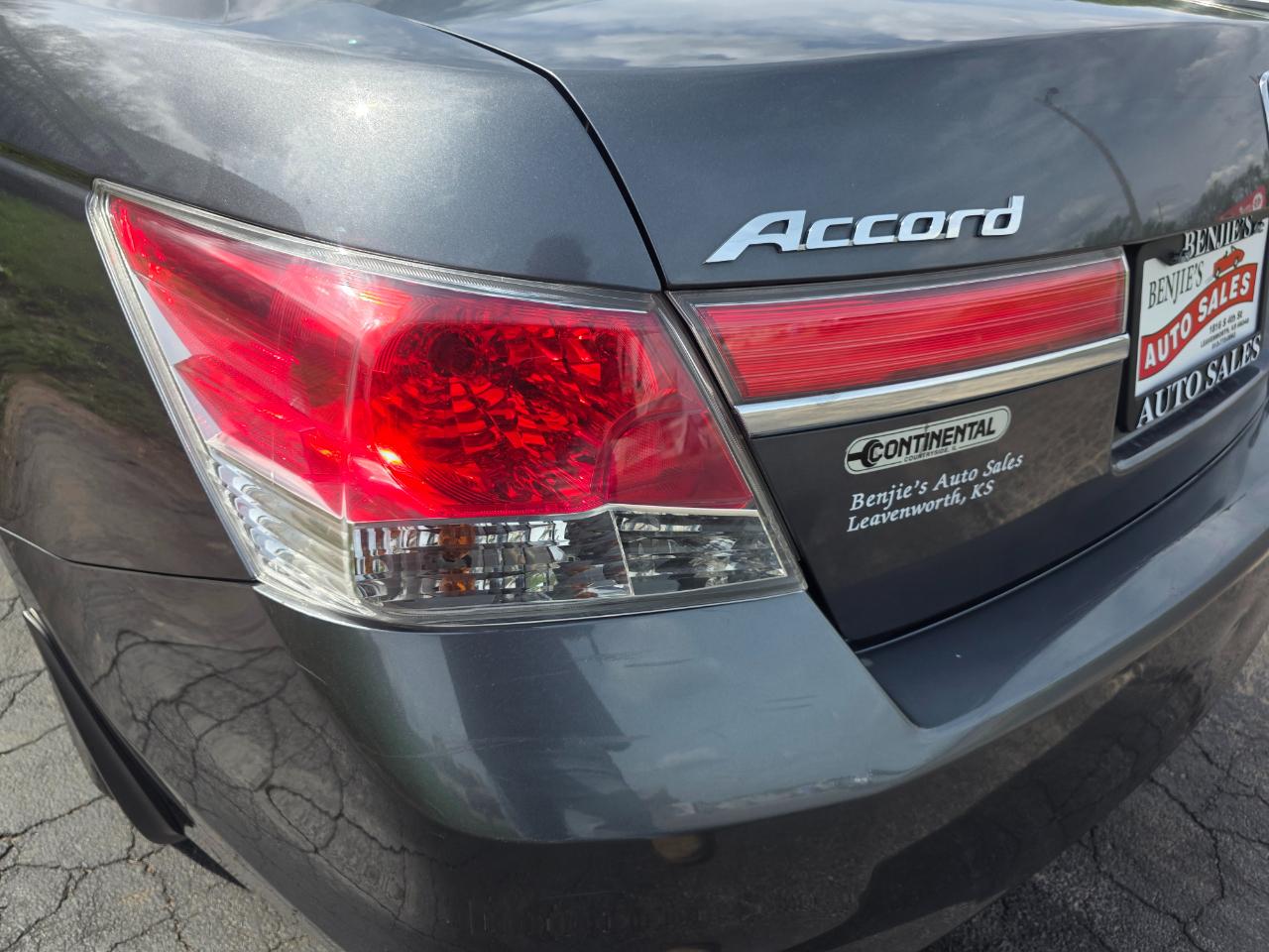 Honda Accord SE Sedan AT 2011