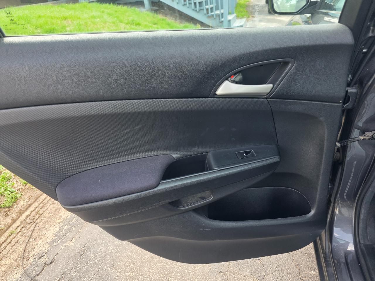 Honda Accord SE Sedan AT 2011