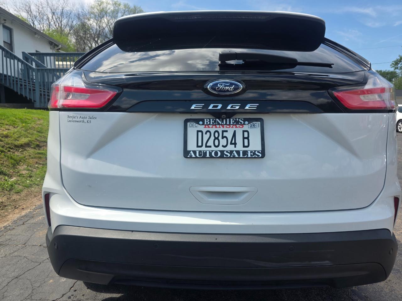 Ford Edge SE FWD 2021