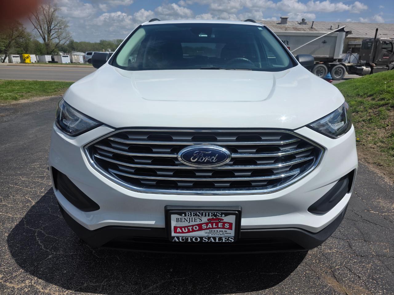 Ford Edge SE FWD 2021
