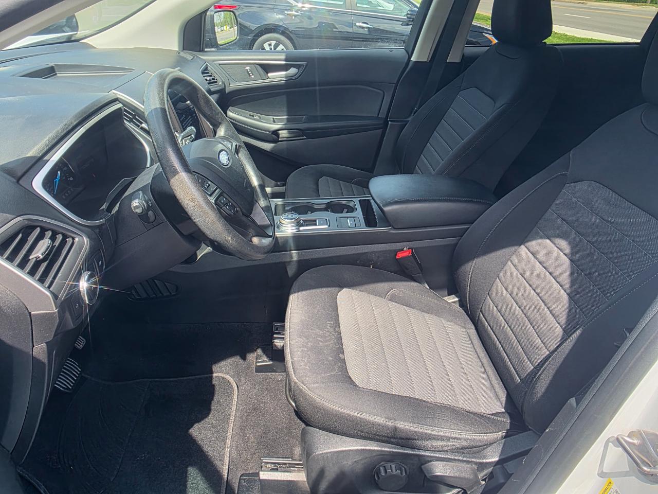 Ford Edge SE FWD 2021