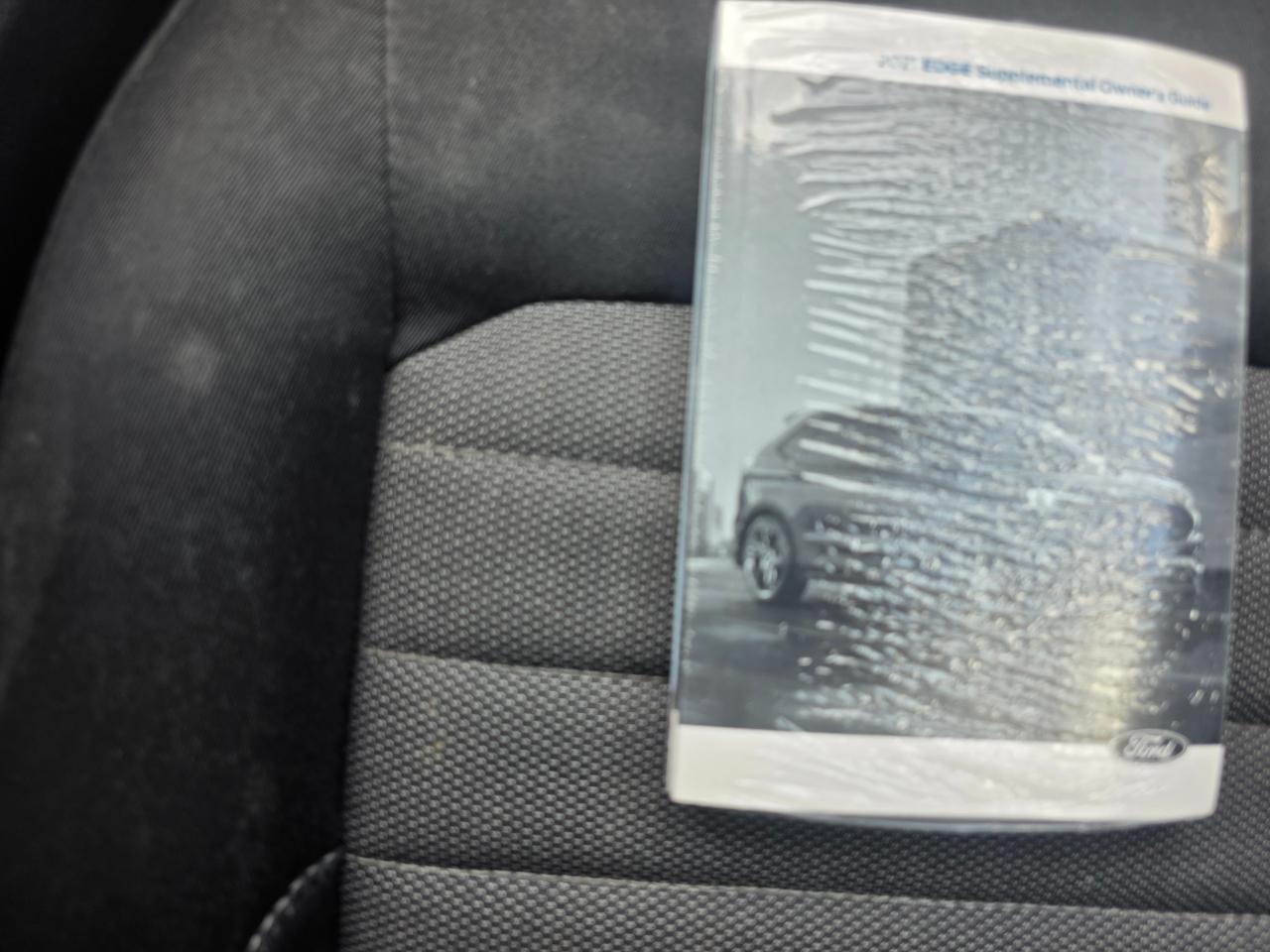 Ford Edge SE FWD 2021