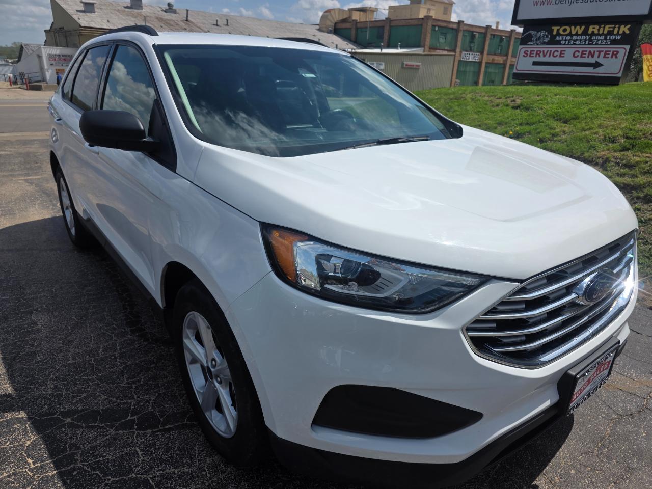 Ford Edge SE FWD 2021