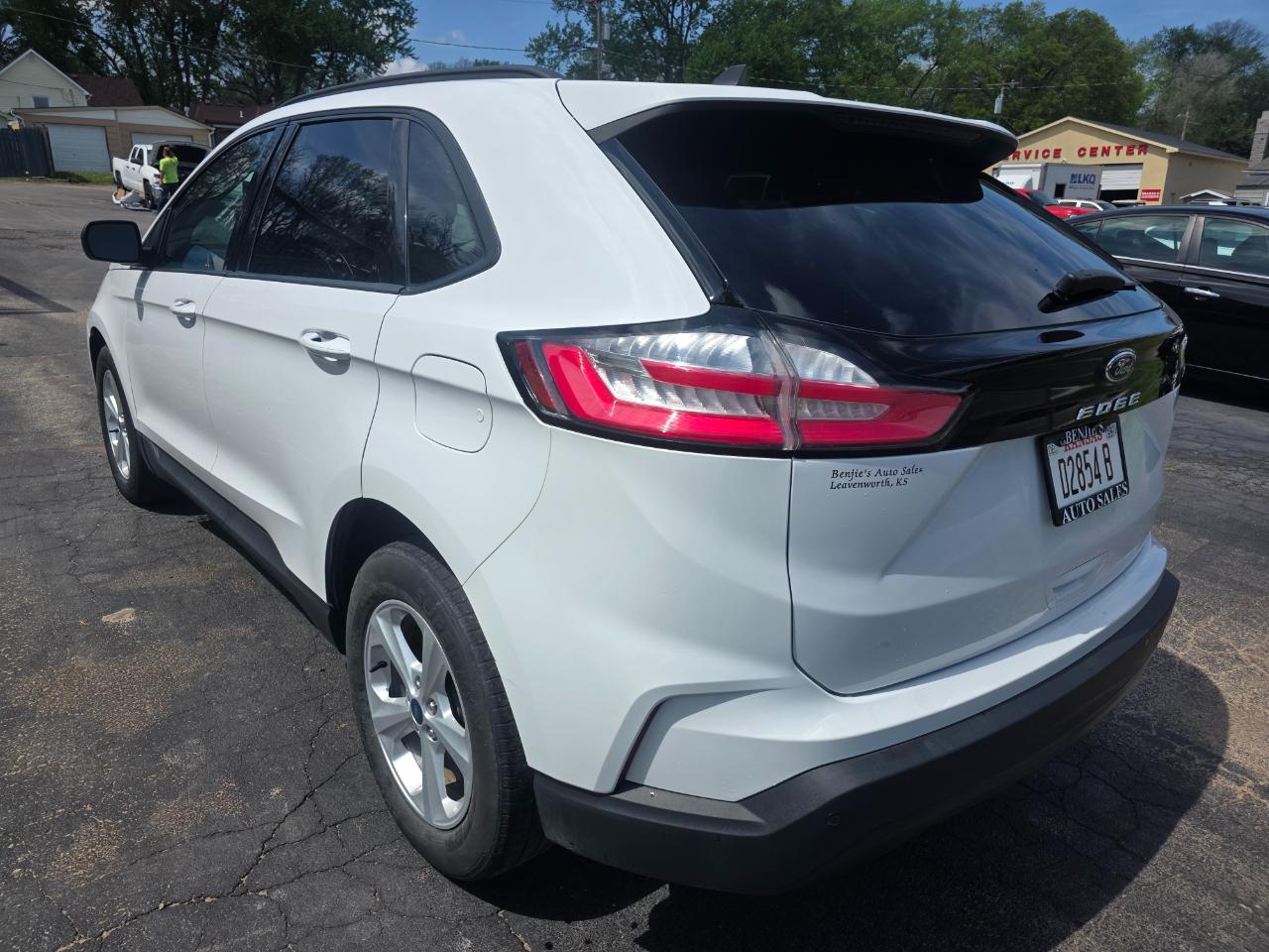 Ford Edge SE FWD 2021